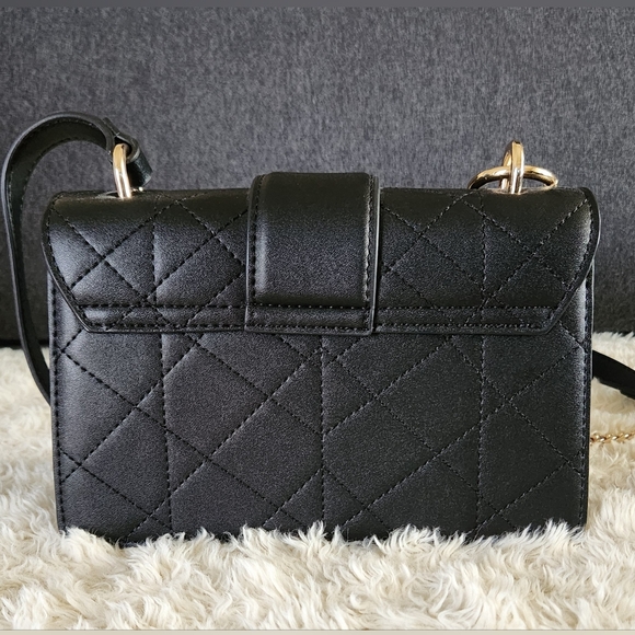 TOPSHOP Quilt Crossbody Bag in Black - Picture 6 of 8